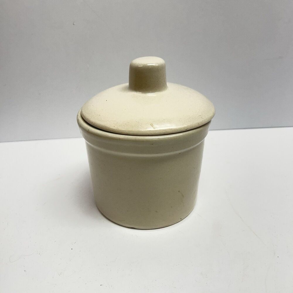 Vintage RRP Co Roseville Ohio 101 Stoneware 1 Pint Low Crock with Lid USA